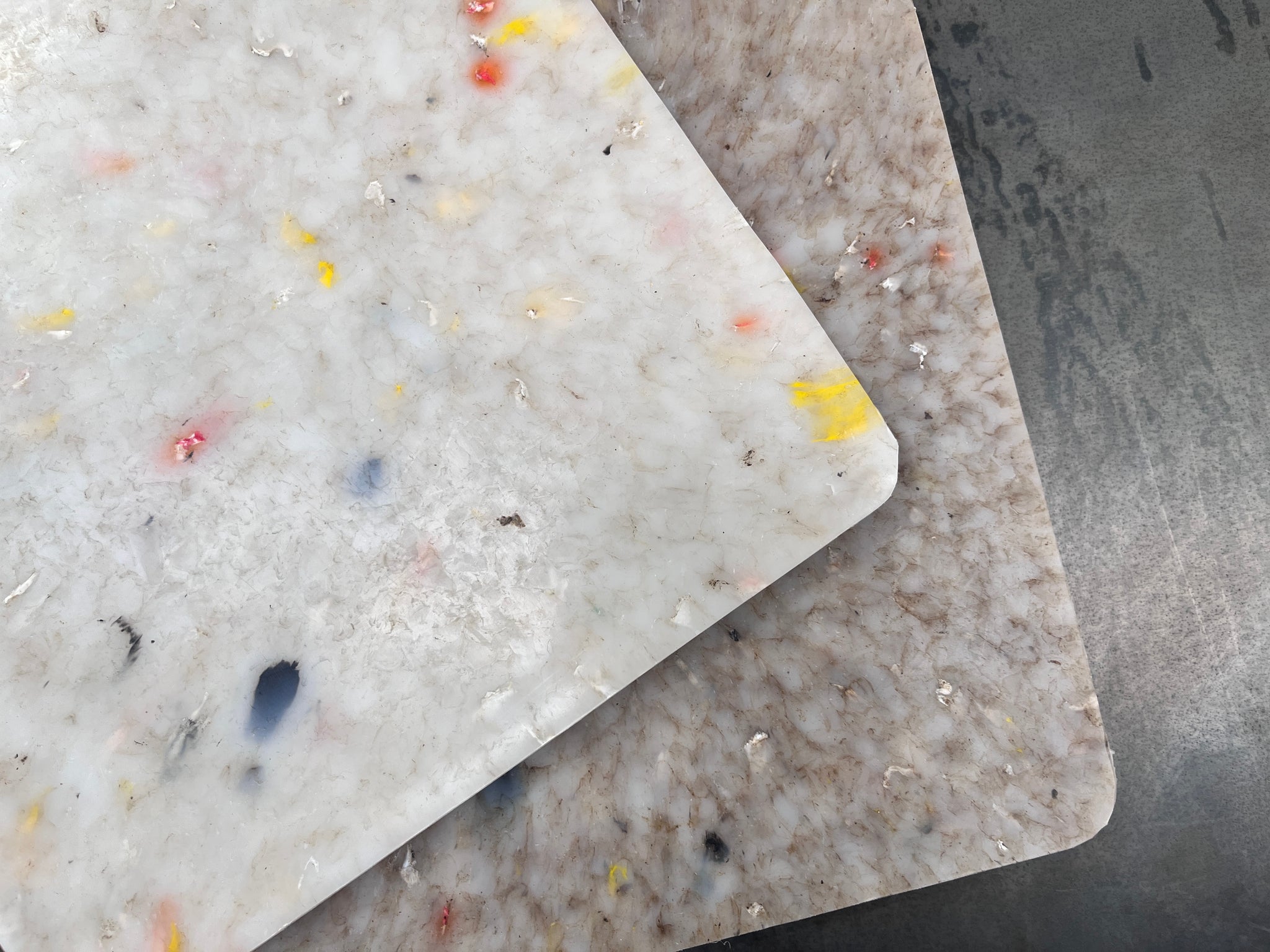 How dirty vs clean plastics can visually impact your Cleanstone